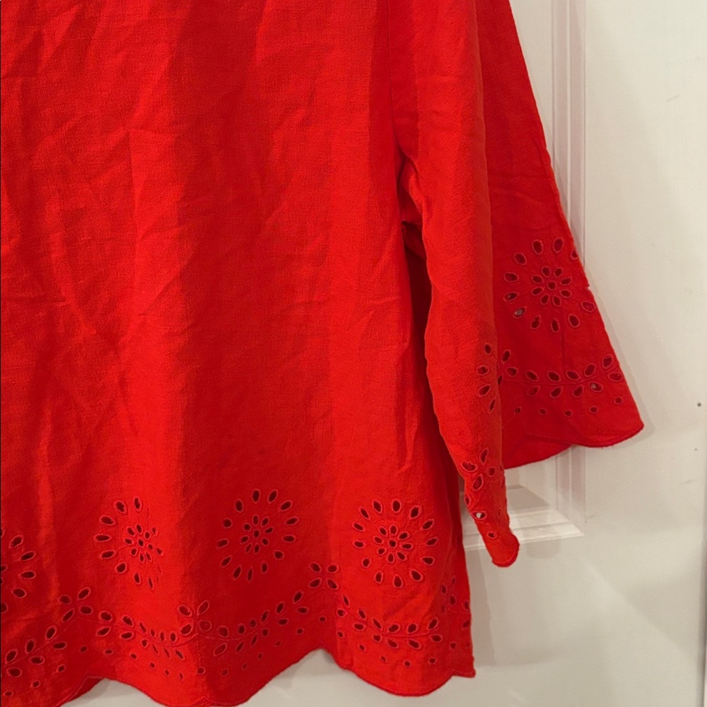 LOFT Vibrant Red Scalloped Blouse - Picture 4 of 6